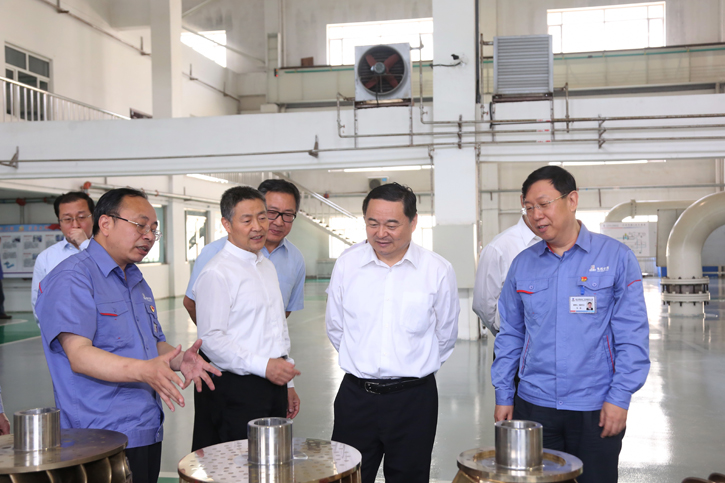 郝鹏参观调查mg冰球突破豪华版集团