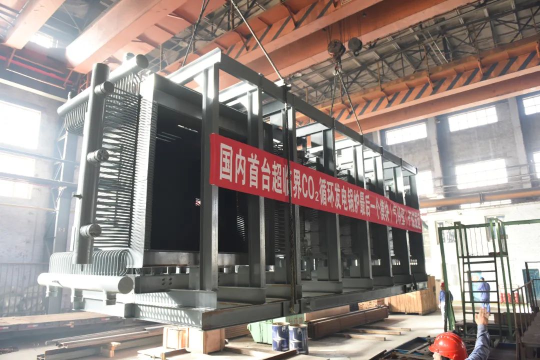1039253C2AEB5F045EE01BC1C66_4E0358EF_2222A.jpg?e= mg冰球突破奢华版(试玩)官方网站